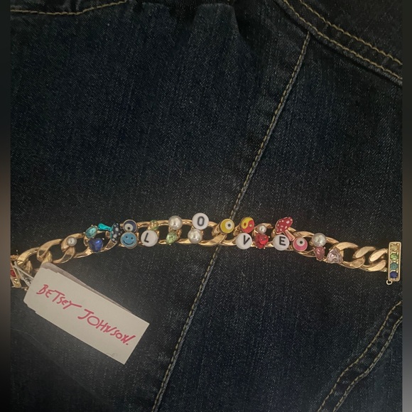 NWT Betsey Johnson Love Link Peace Mushroom Chain Magnetic Clasp Gold Tone - Picture 2 of 9